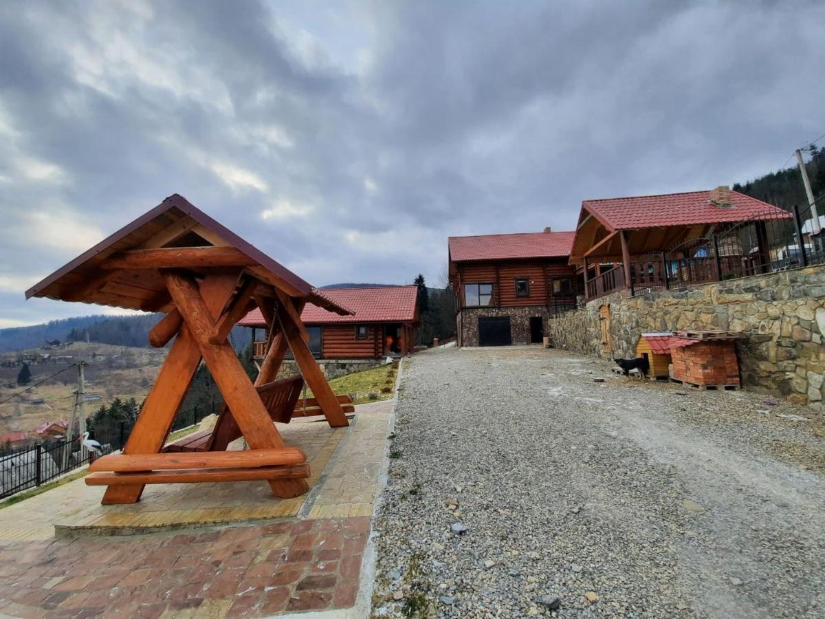 Карпатский Рай Yaremche Ngoại thất bức ảnh